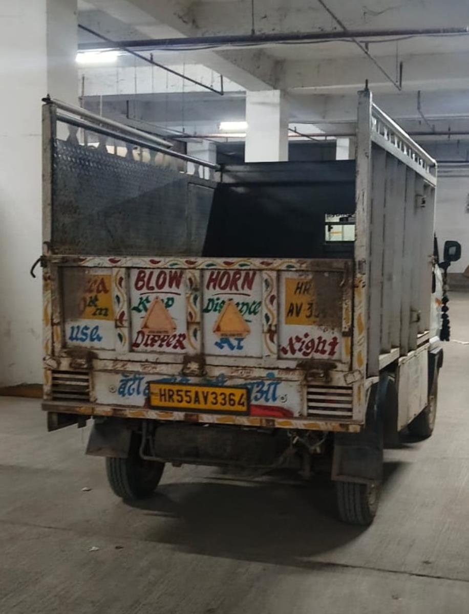 Tata Intra V20 image 4